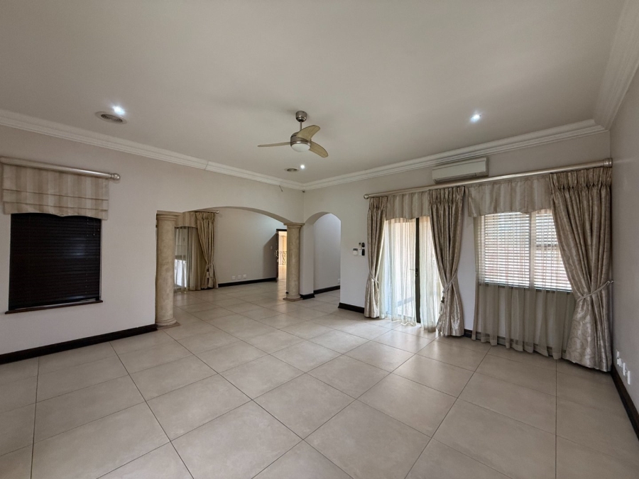 4 Bedroom Property for Sale in WestLake Country Safari Estate North West